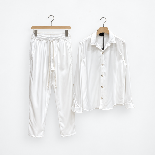 Бял мъжки комплект с риза и панталони. Цял комплект.