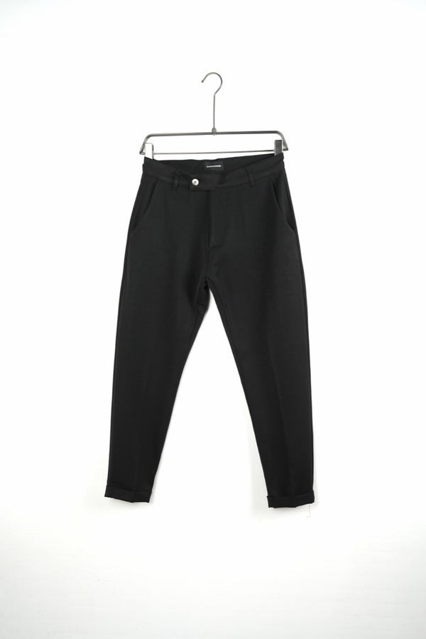 Мъжки черен панталон slim fit – 008095-INV